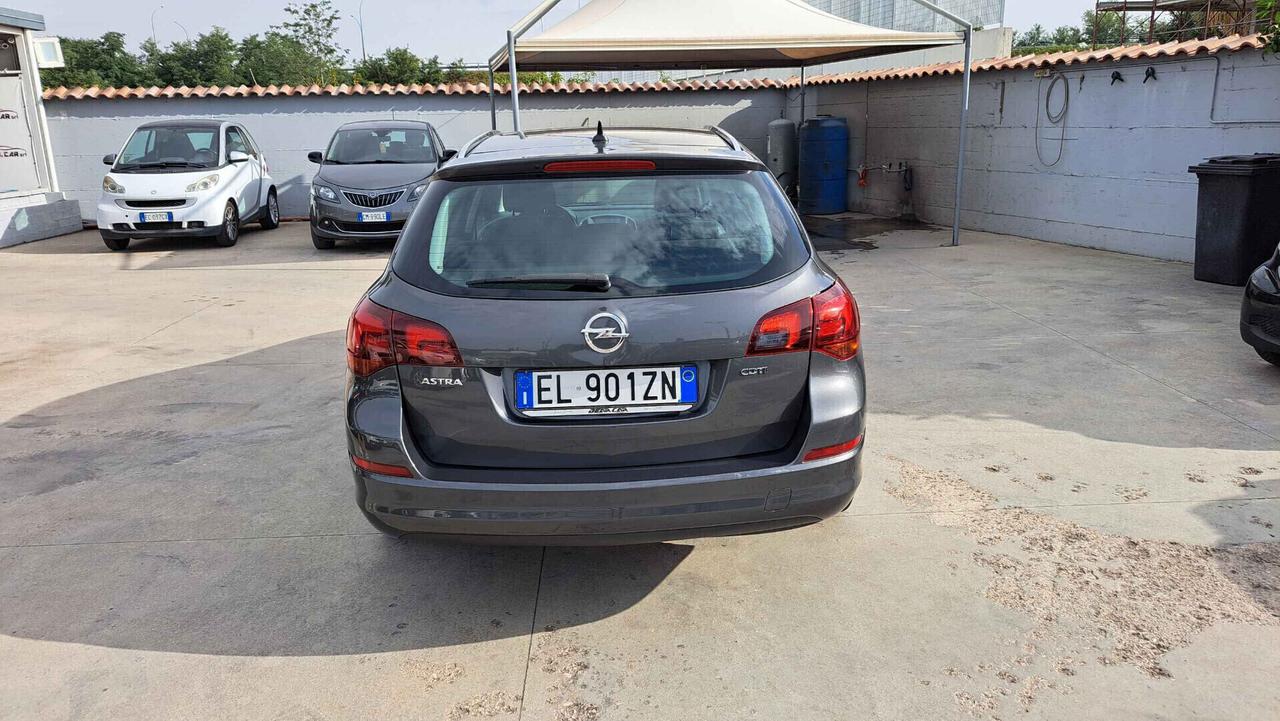 Opel Astra 1.7 CDTI 110CV S.Tourer