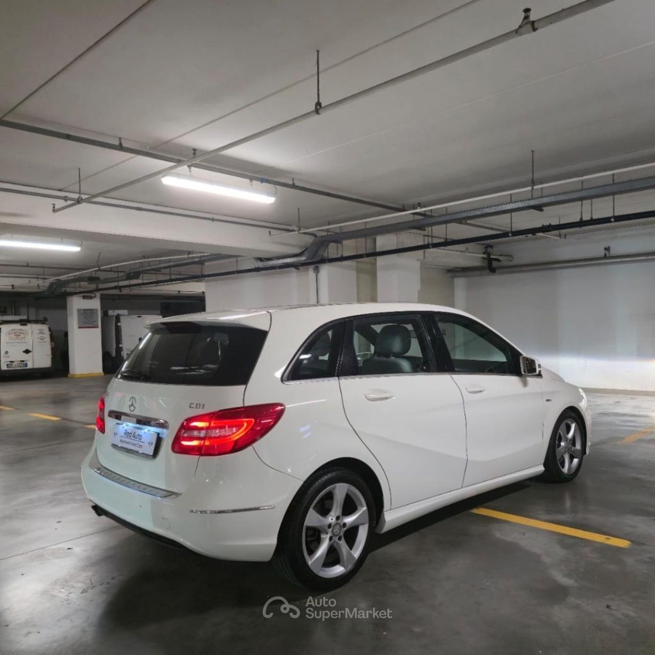 Mercedes-benz B 200 CDI BlueEFFICIENCY Premium