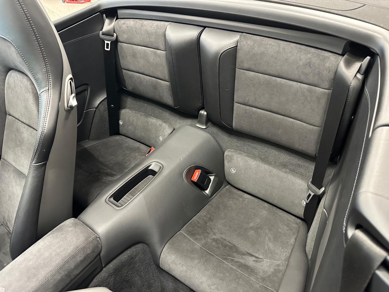 Porsche 911 Cabrio 3.0 Carrera 4 GTS auto