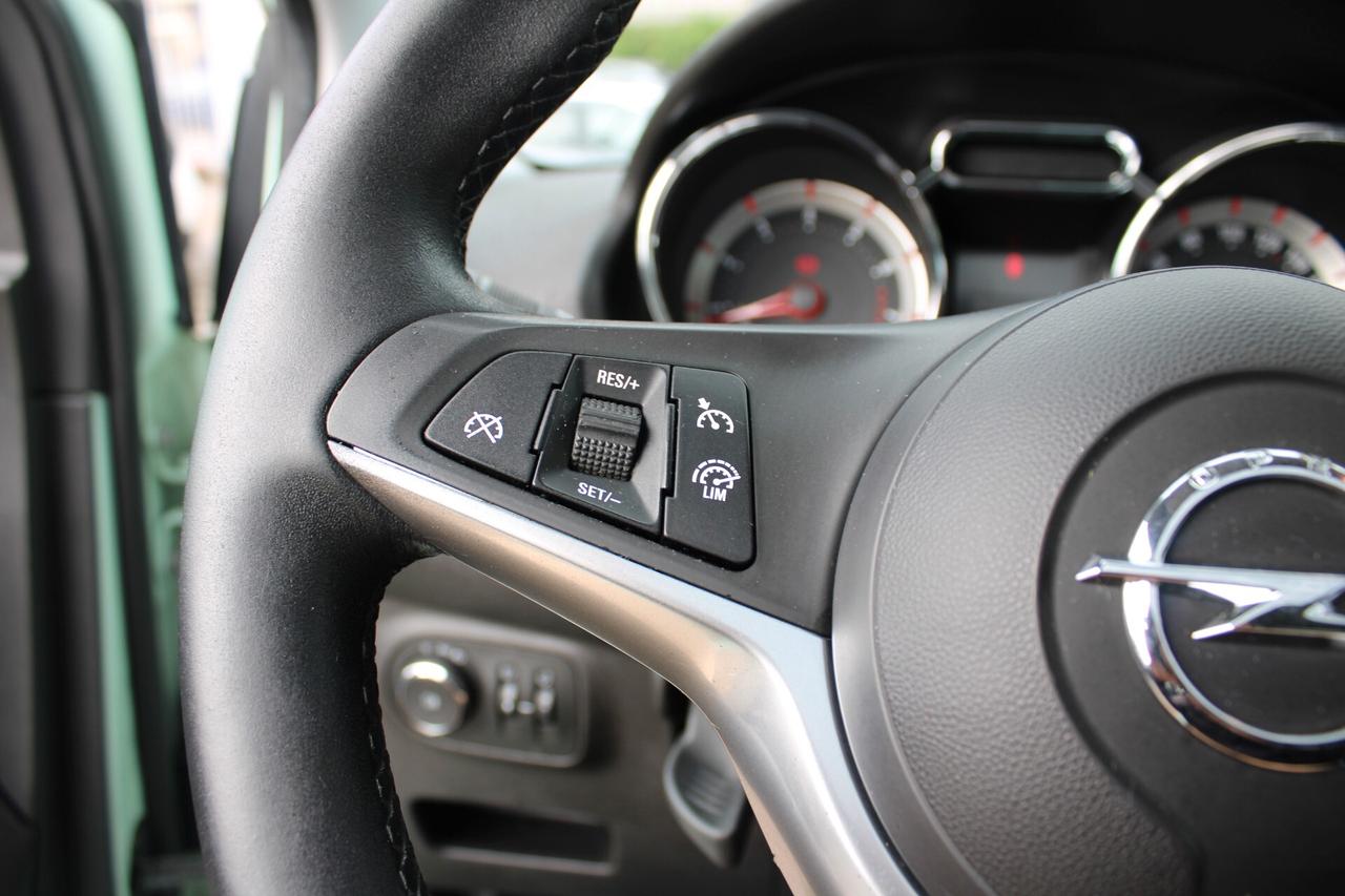 Opel Adam Rocks 1.2 70 CV Air
