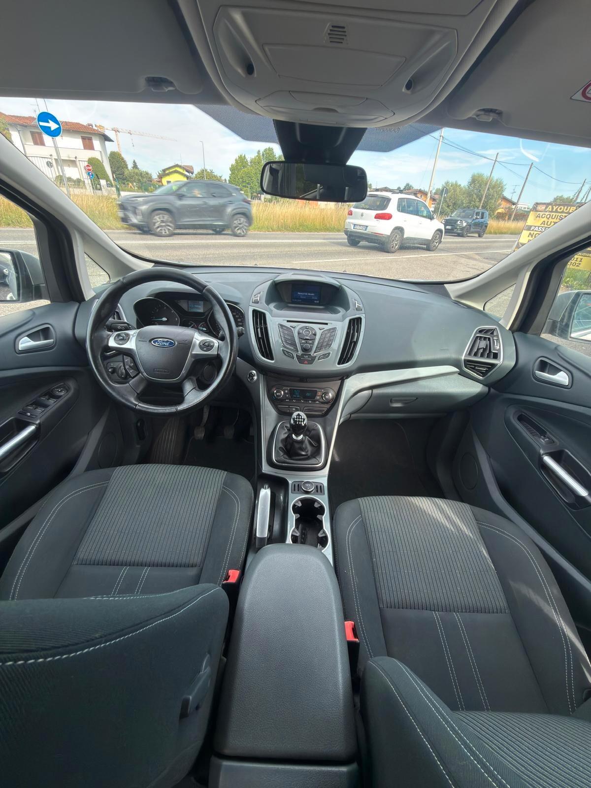 Ford C-Max 1.6 TDCi 115CV Titanium autocarro