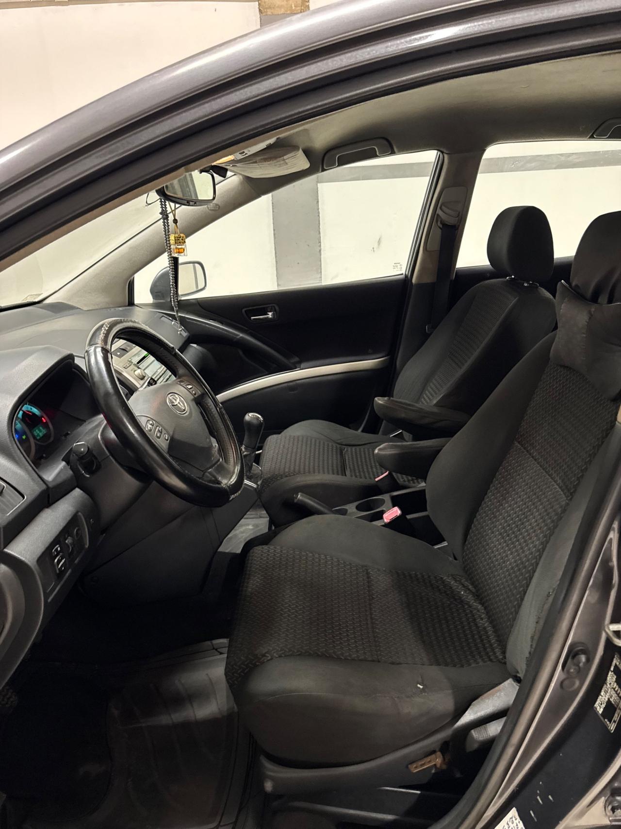 Toyota Corolla Verso 2.2 16V D-4D D-Cat