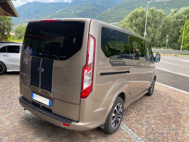 FORD TOURNEO CUSTOM 2.0 TDCI SPORT IVA COMPRESA