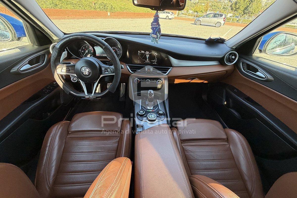 ALFA ROMEO Giulia 2.2 Turbodiesel 210 CV AT8 AWD Q4 Veloce