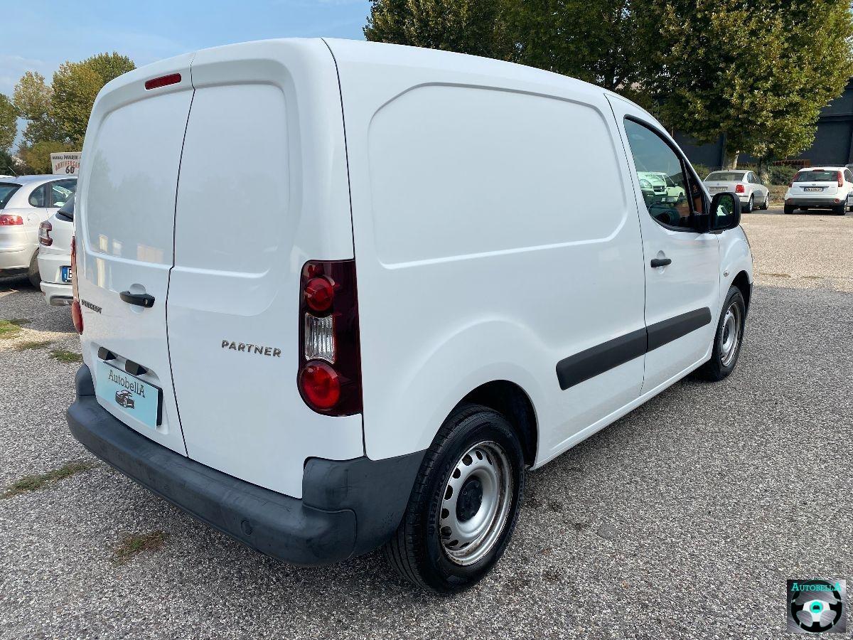 PEUGEOT - Partner L1 1.6 Bluehdi 75cv Pro E6