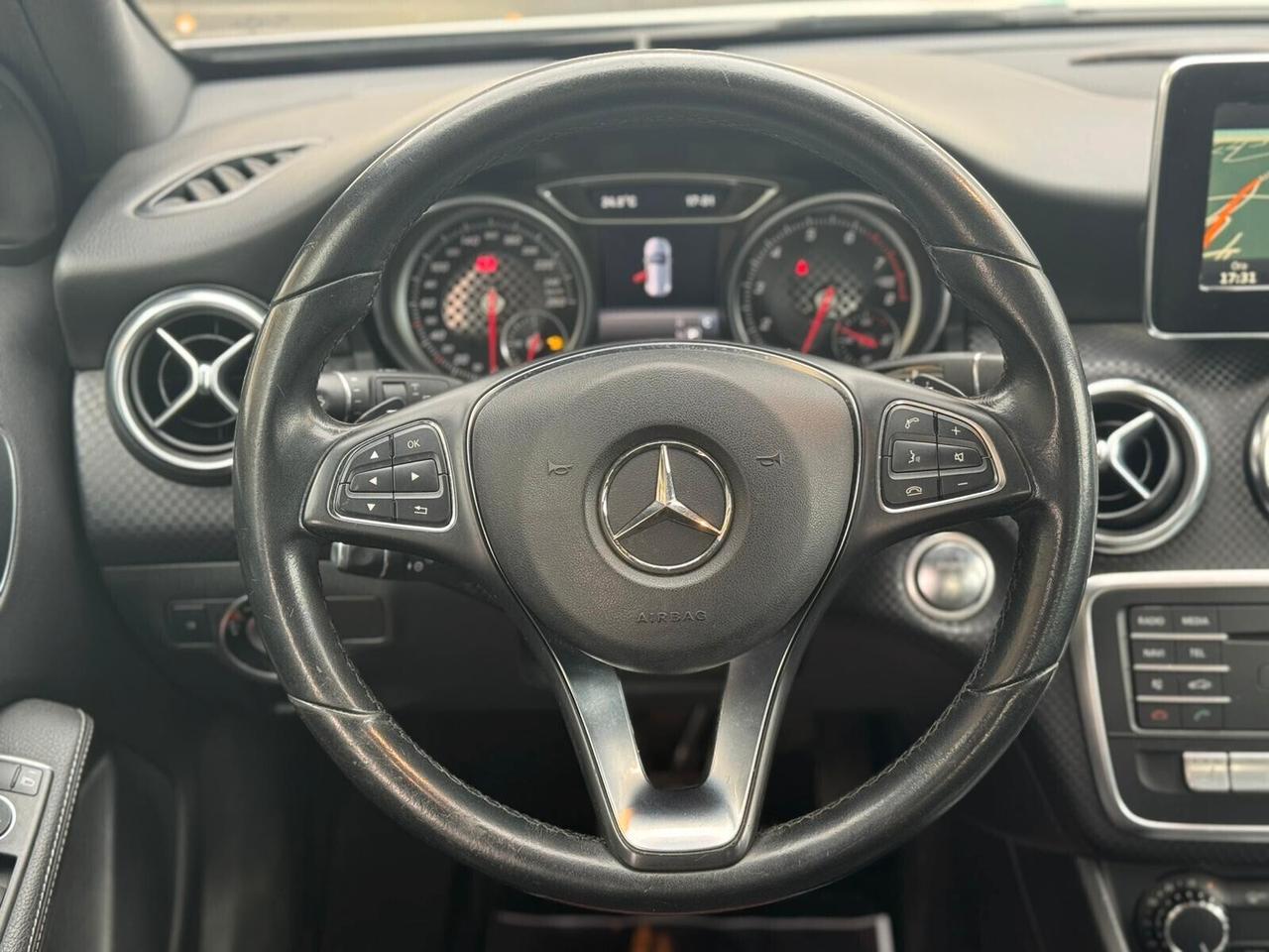 Mercedes-benz A 180 Premium