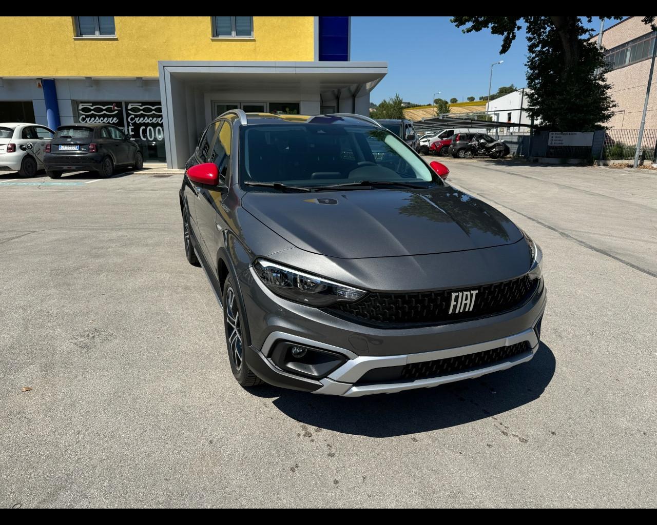 FIAT Tipo Station Wagon My22 1.5 Hybrid 130cv Dct Sw Red