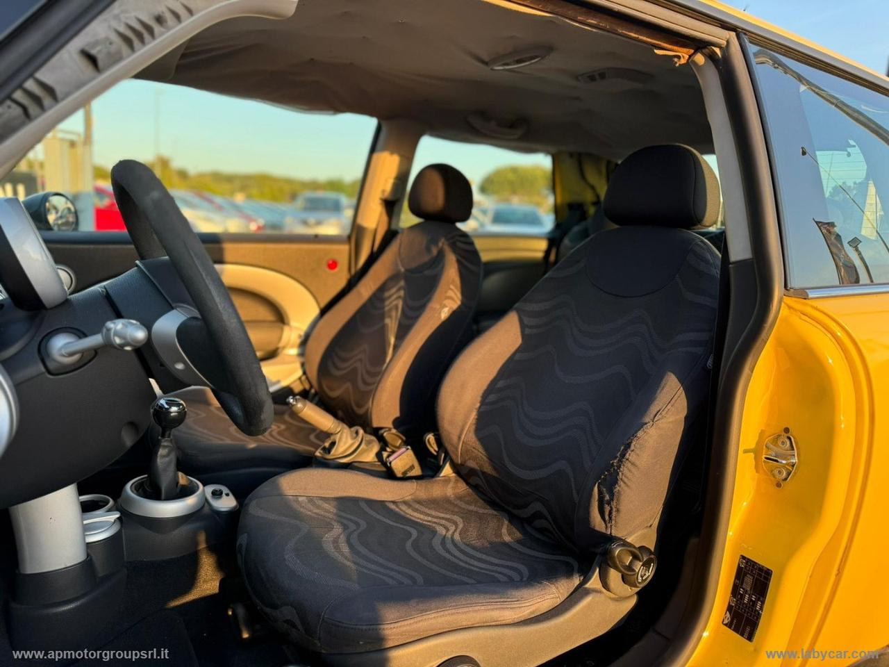 MINI Mini 1.6016V One de luxe