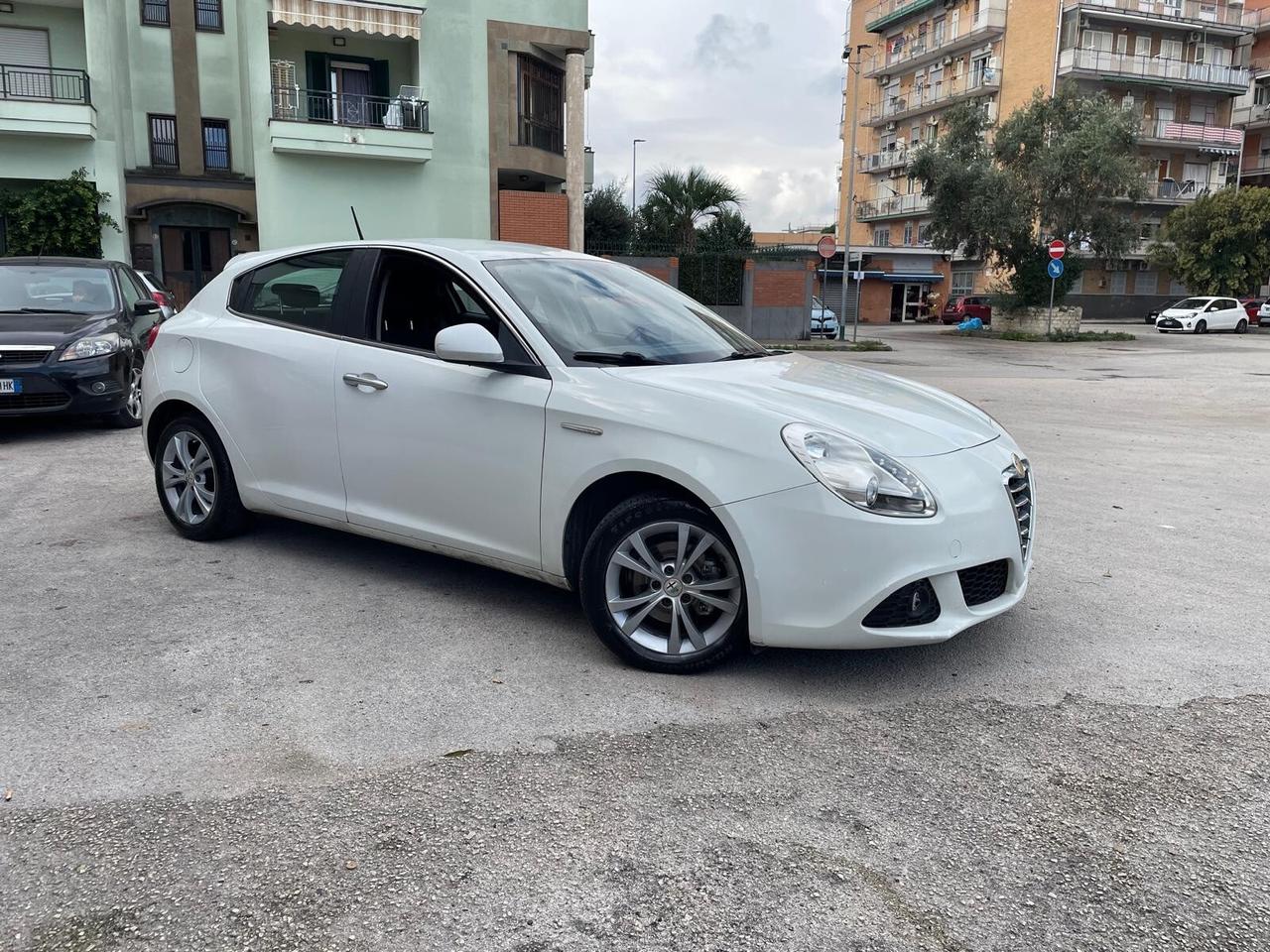 Alfa Romeo Giulietta 1.6 JTDm-2 105 CV Exclusive Full Perfett