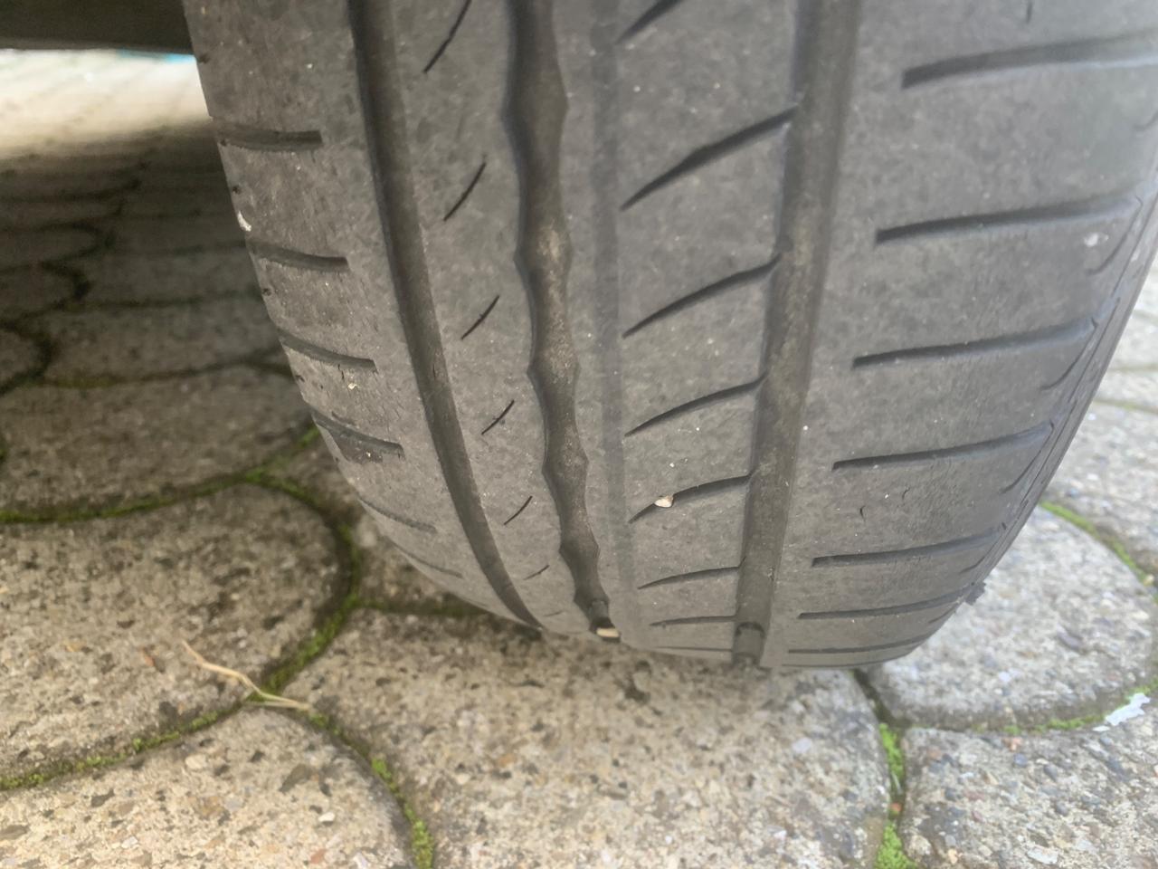Toyota Yaris 1.0i 16V cat 3 porte motore sostituito