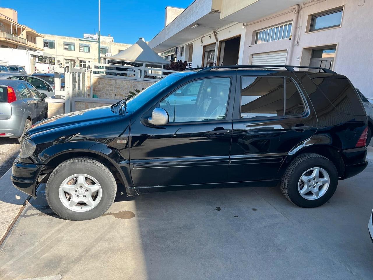 Mercedes-benz ML 270 turbodiesel cat CDI