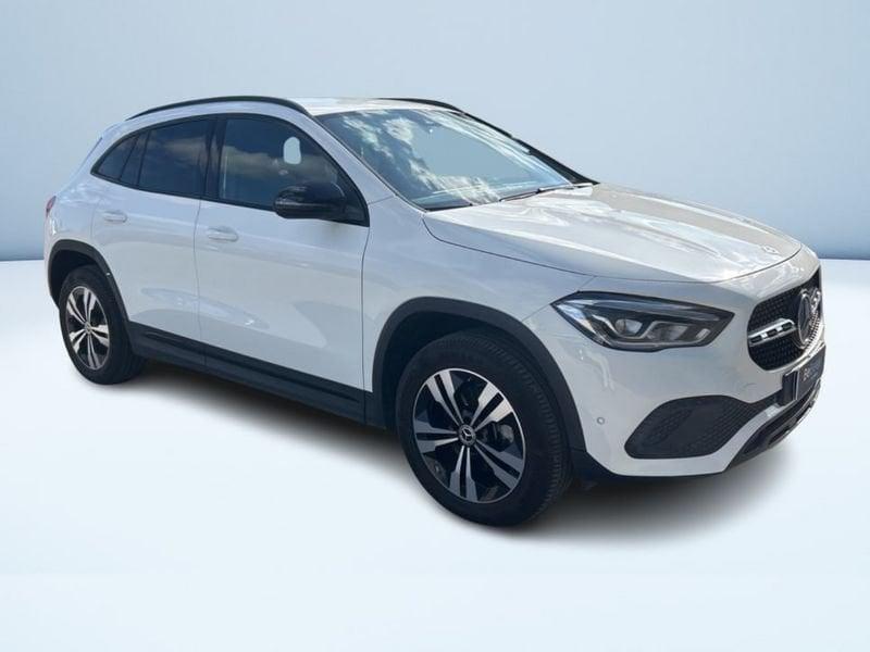 Mercedes-Benz GLA 200 D SPORT PLUS AUTO