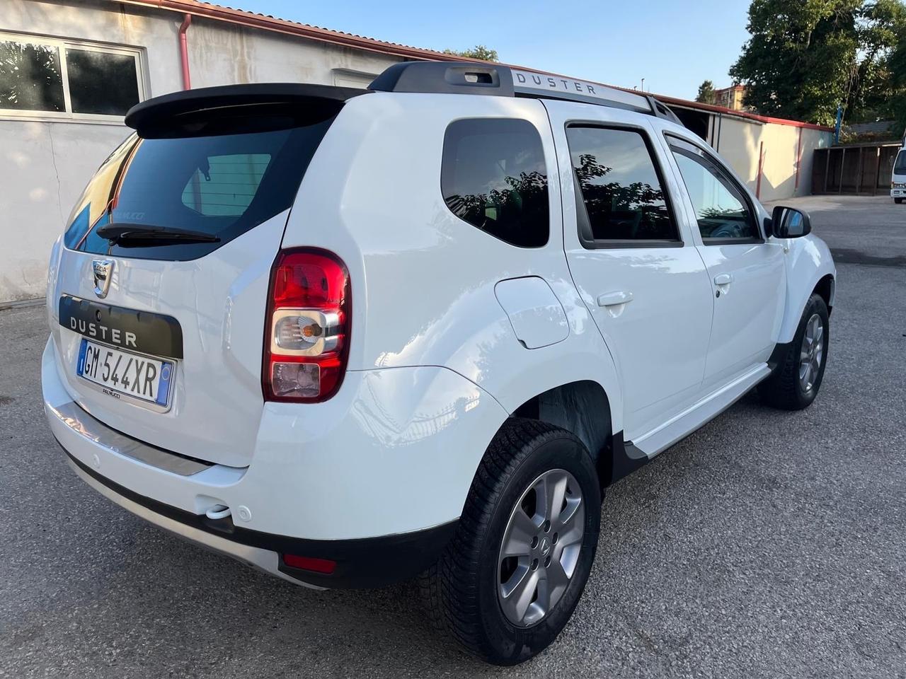 Dacia duster-1.5 dci-full- 12/2013