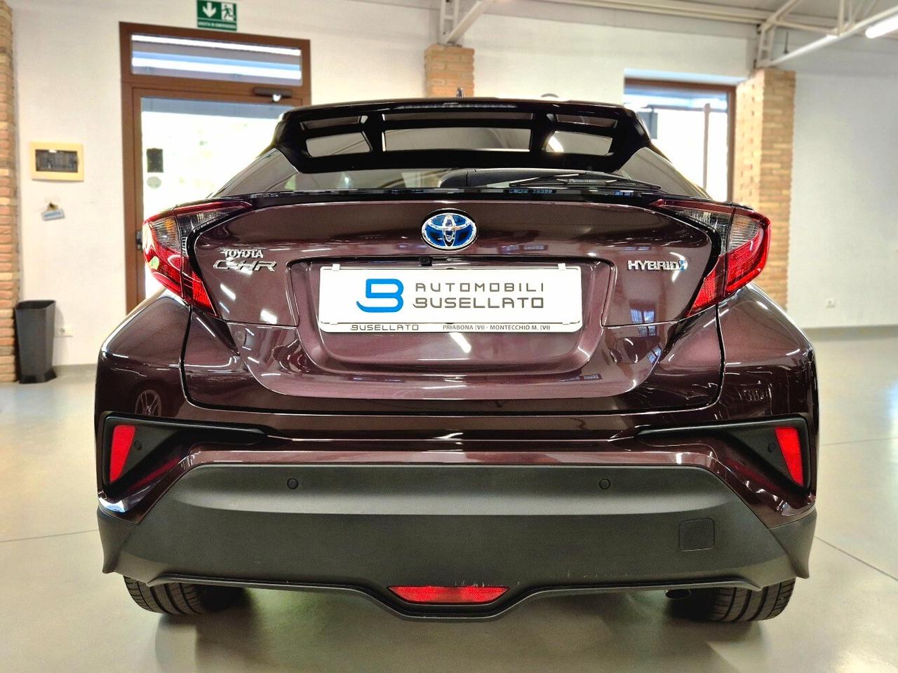 Toyota C-HR 1.8 Hybrid E-CVT Lounge