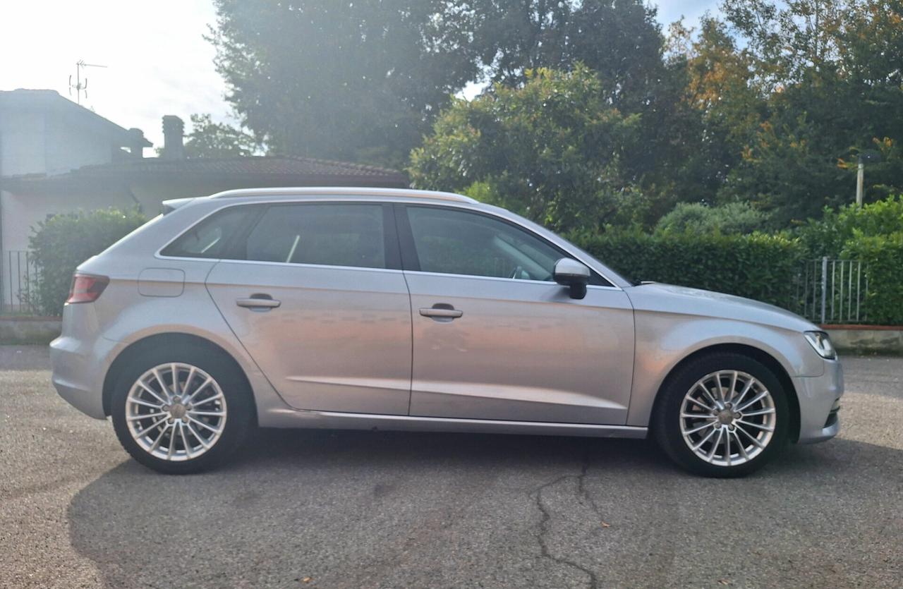 Audi A3 SPB 1.6 TDI ultra Attraction