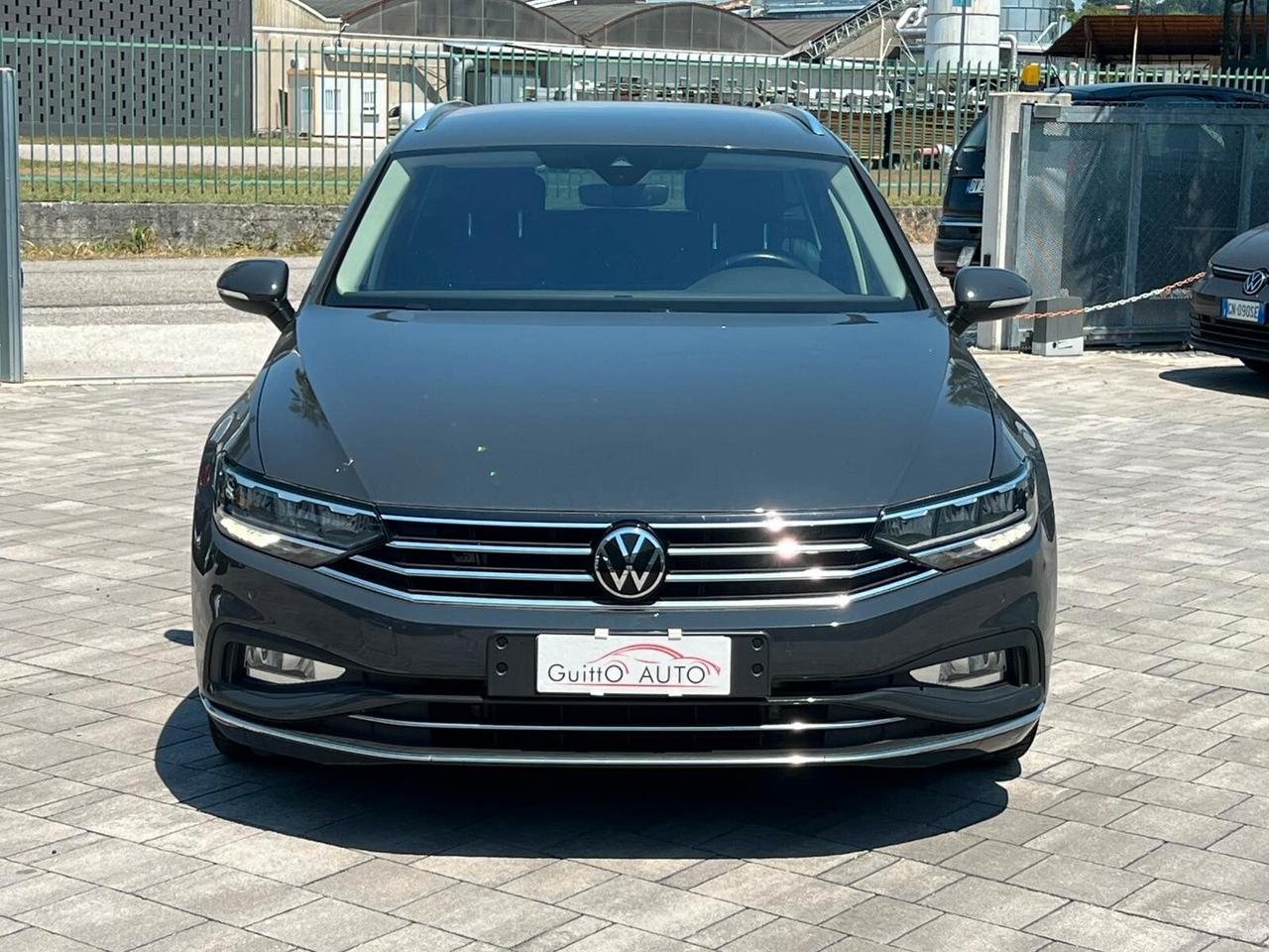 Volkswagen Passat Variant 2.0 TDI SCR 200 CV 4MOTION DSG Executive