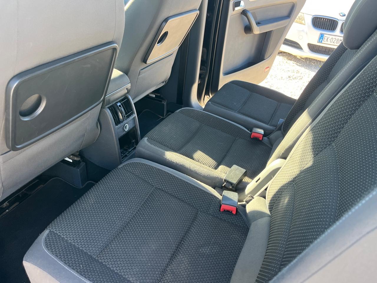 Volkswagen Touran 1.6 TDI DSG Comfortline