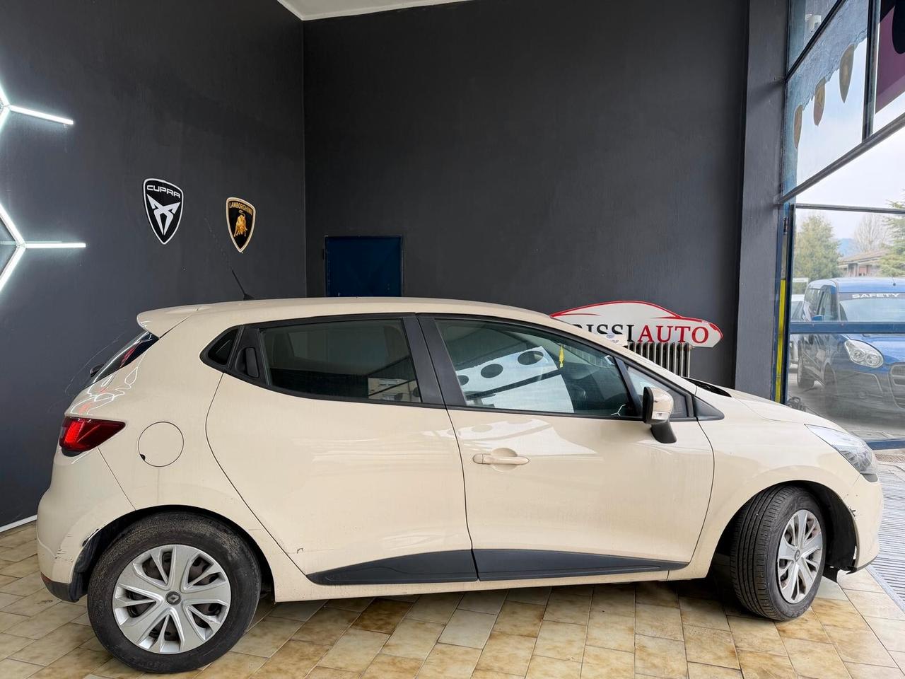 Renault Clio 1.5 dCi 8V 75CV Start&Stop 5 porte Duel