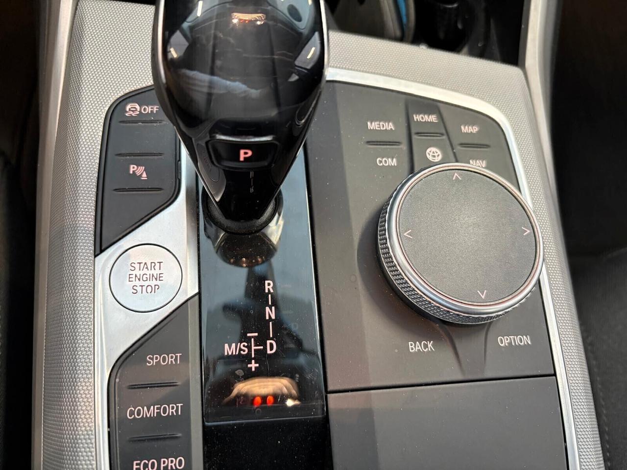 Bmw 320 d Touring xDrive BUSINESS ADVANTAGE 48V Aut.