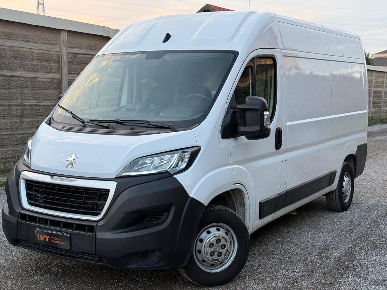 Peugeot Boxer 2.2 BlueHDi 140 PM-TM 2022