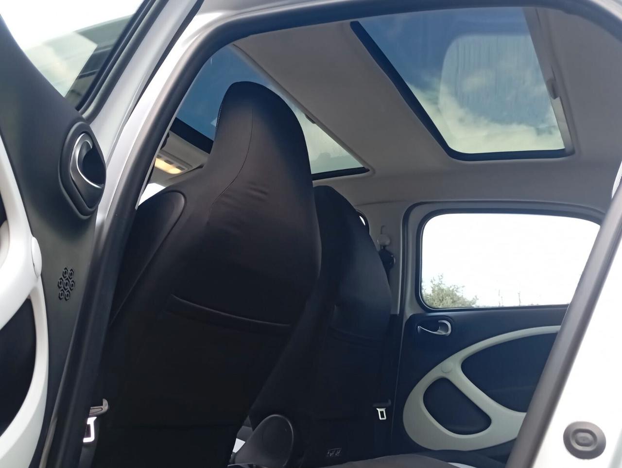 Smart ForFour PASSION 1.0 71CV KM 62000 COME NUOVA