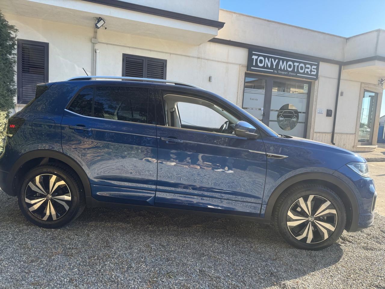 Volkswagen T-Cross 1.6 TDI 95CV R-LINE (NEOPATENTATI)