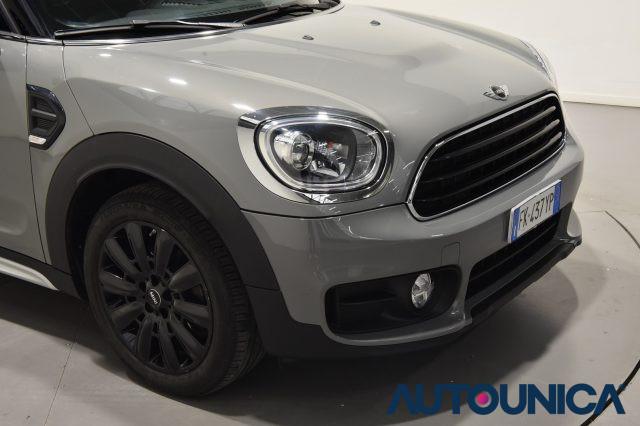 MINI Countryman 2.0 COOPER D AUTOMATICA NAVIGATORE FARI LED