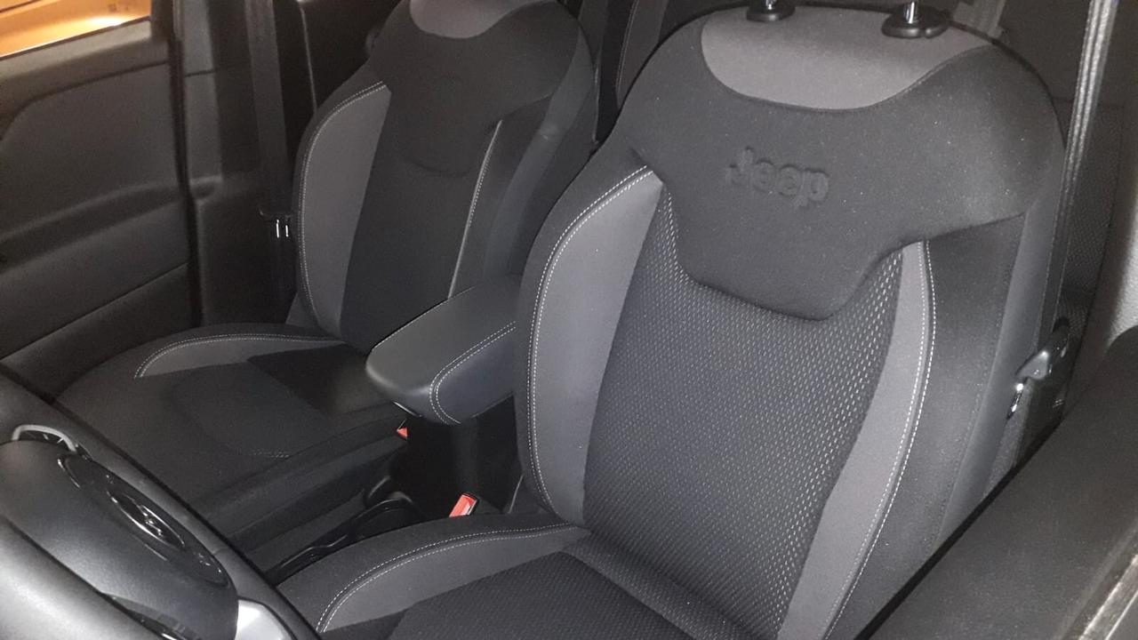 Jeep Renegade 1.5 Turbo T4 MHEV Limited