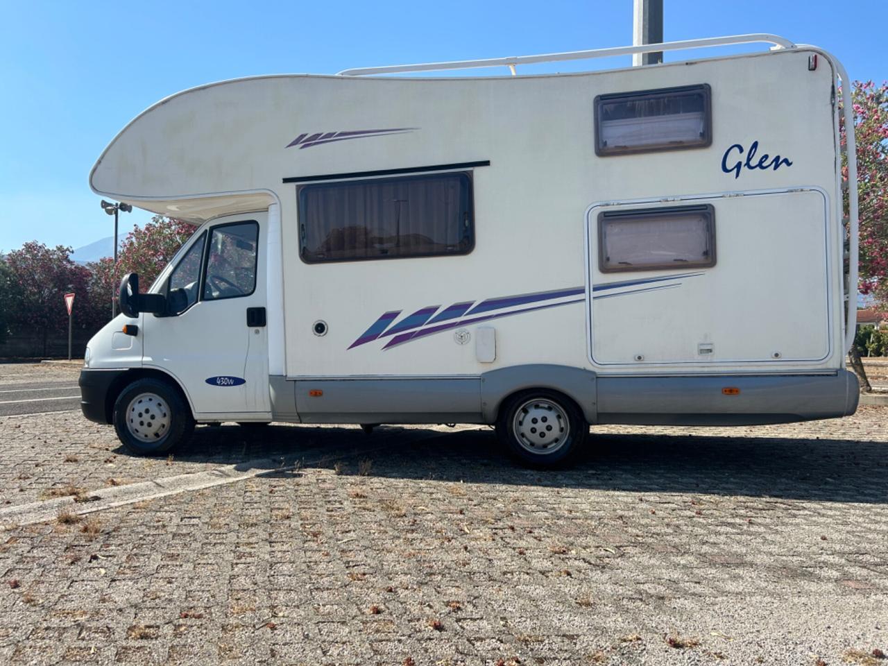 Camper mansardato 6 posti Mc louis