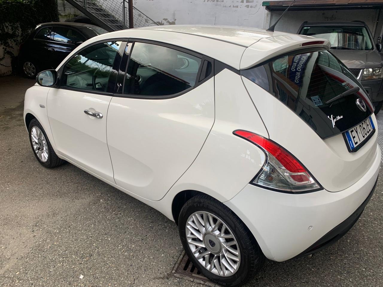 Lancia Ypsilon 1.3 MJT 16V 95 CV 5 porte S&S Platinum