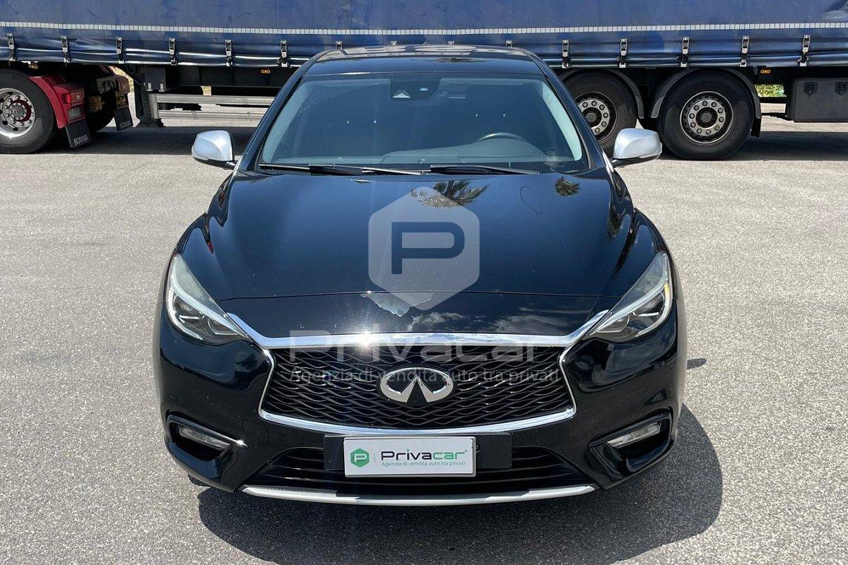 INFINITI Q30 1.5 diesel City Black Edition