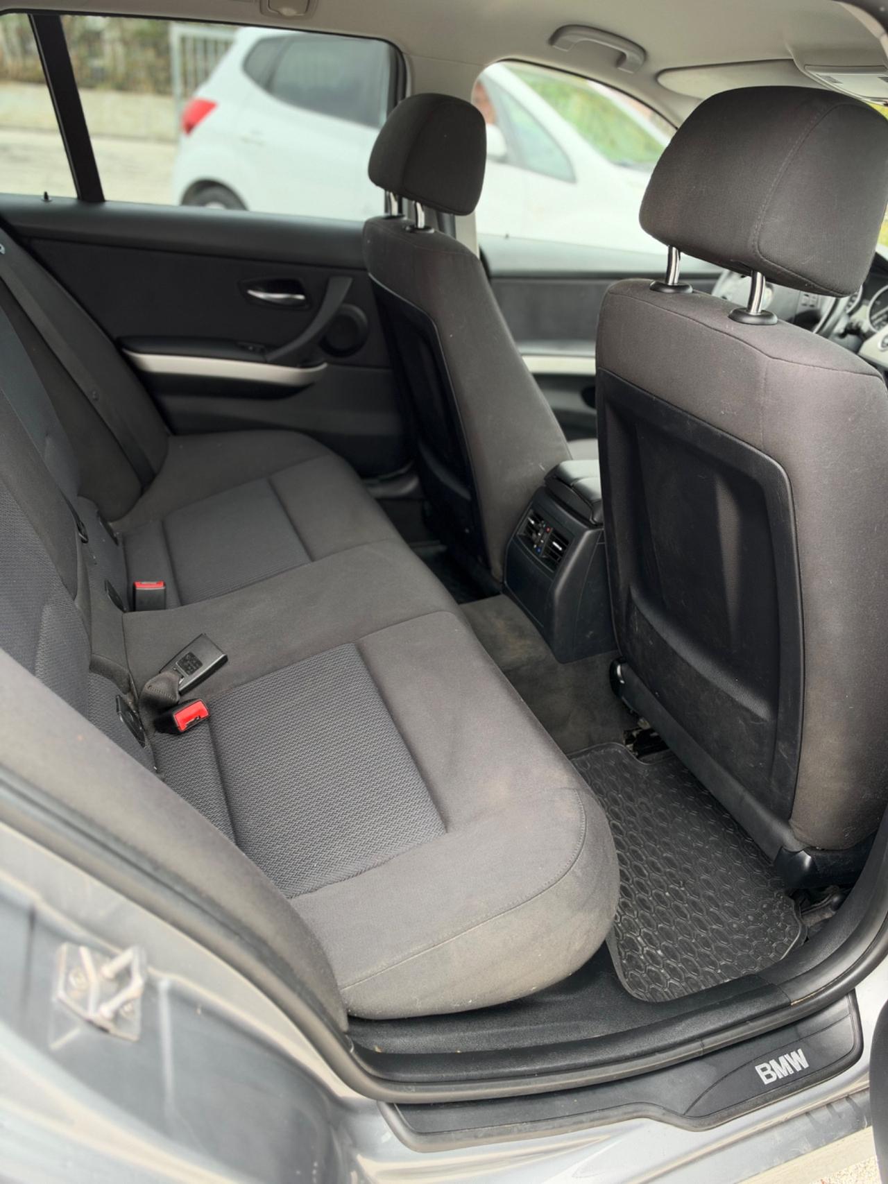 Bmw serie 3 touring 318D 2.0 143cv GANCIO TRAINO