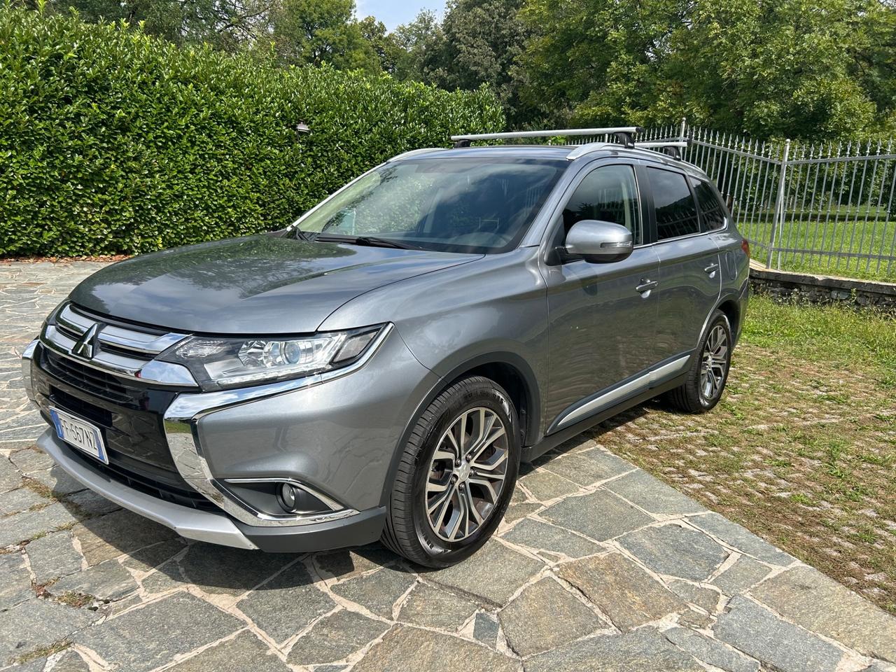 Mitsubishi Outlander 2.2 DI-D 4WD Instyle 7p.