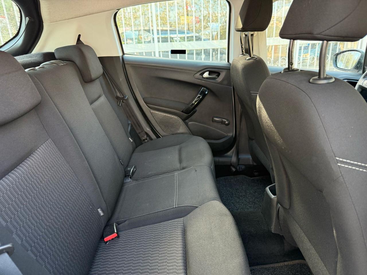 Peugeot 208 BlueHDi 100 Stop&Start 5 porte Active