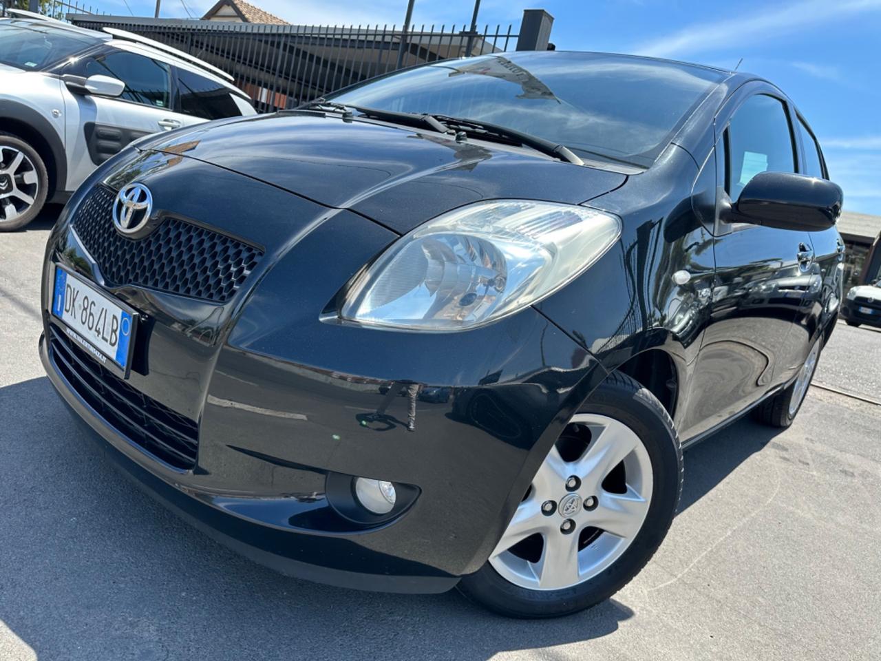 Toyota Yaris 1.4 D-4D 5 porte Sol