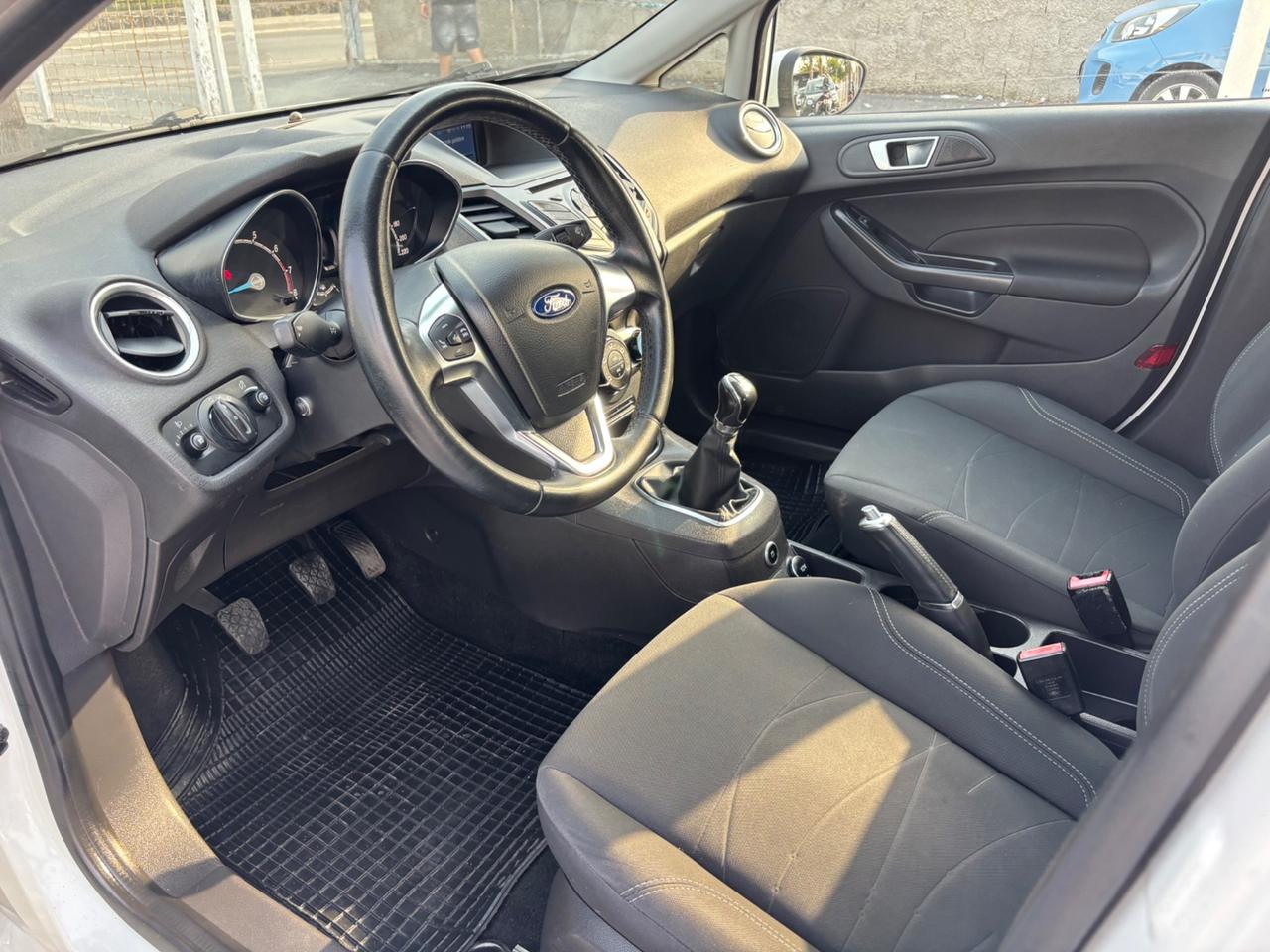 FORD FIESTA 1.4 GPL 140.000KM PERFETTA