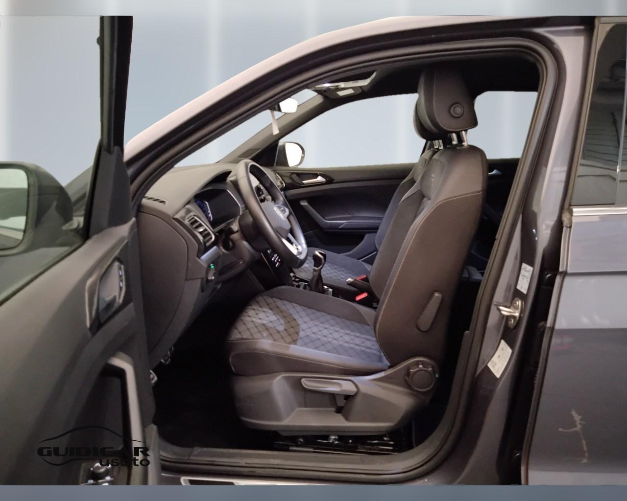VOLKSWAGEN T-Cross 2024 - T-Cross 1.0 tsi R-Line Plus 115cv