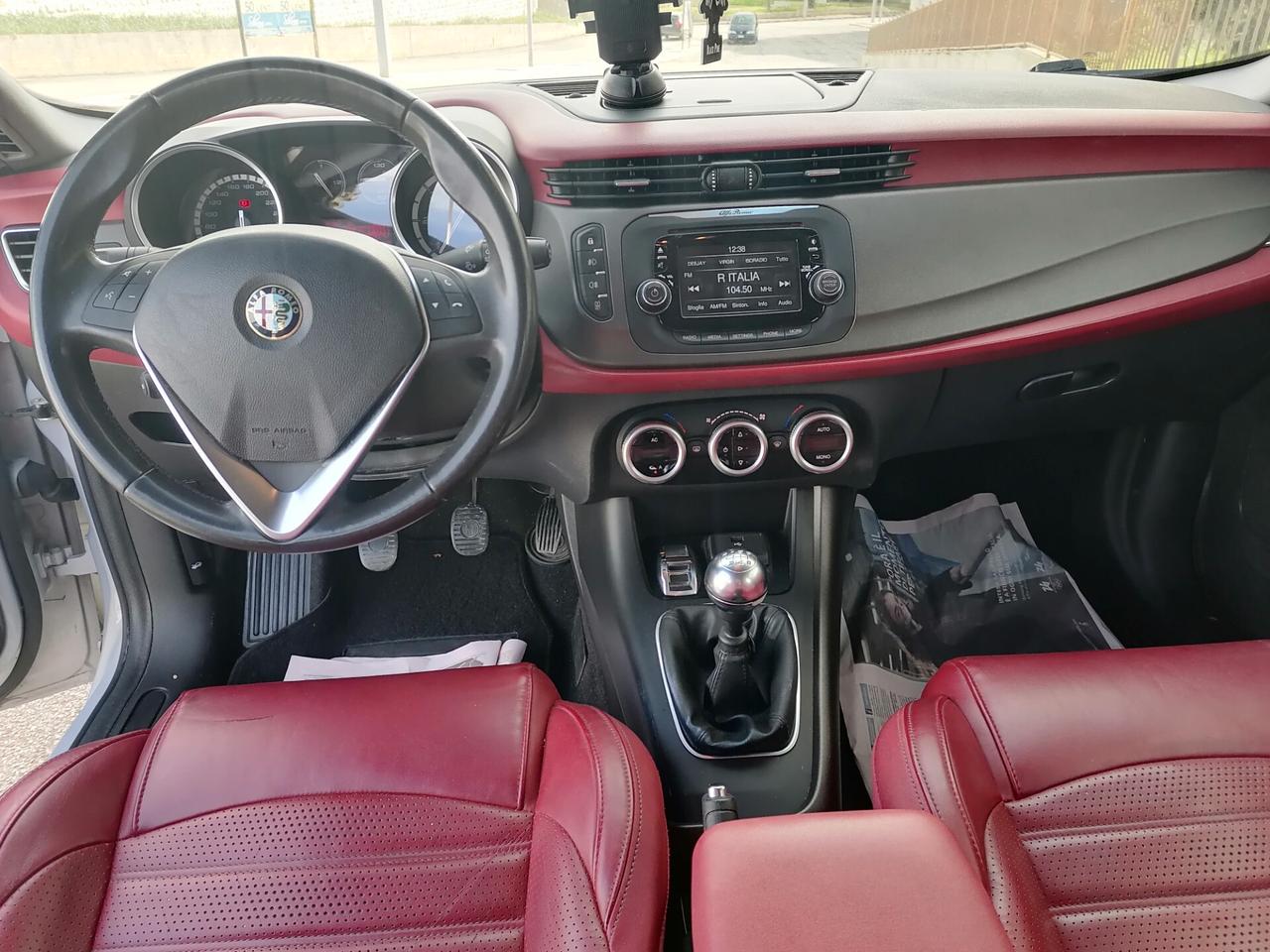 Alfa Romeo Giulietta 1.6 JTDm-2 105 CV Exclusive
