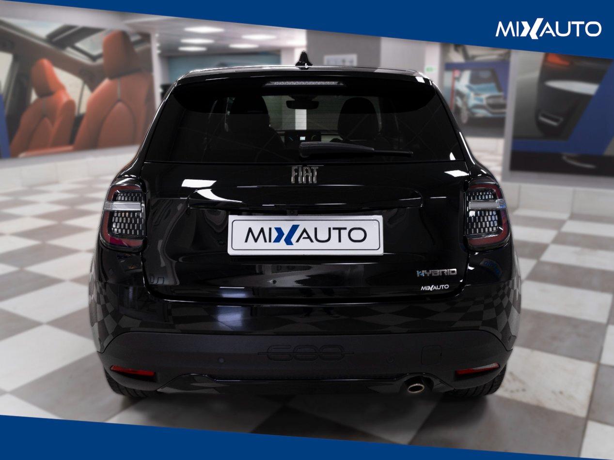 Fiat 600 1.2 Hybrid La Prima 110CV Auto