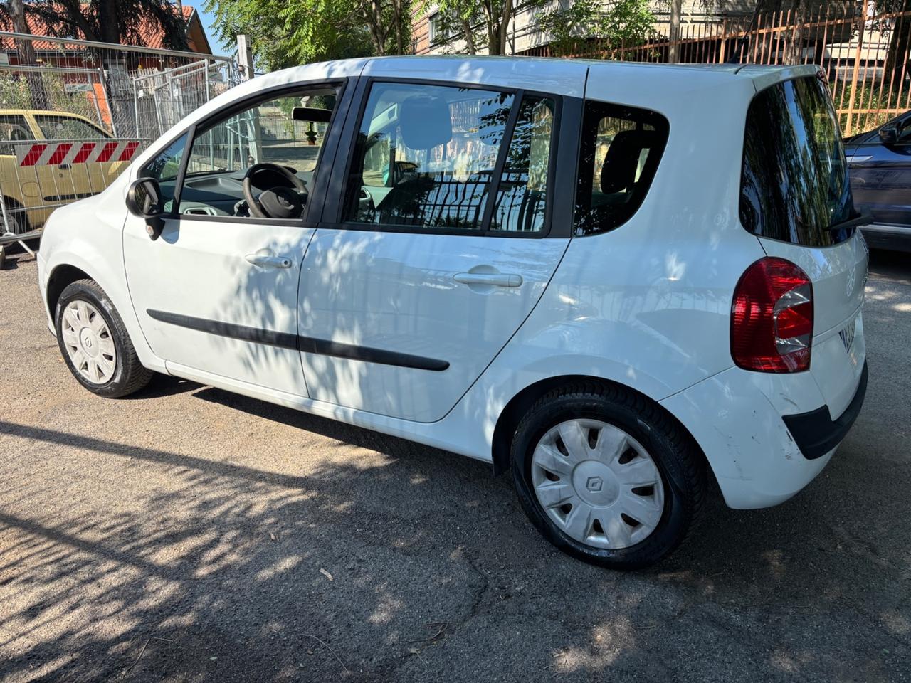 Renault Modus Grand 1.2 16V Live