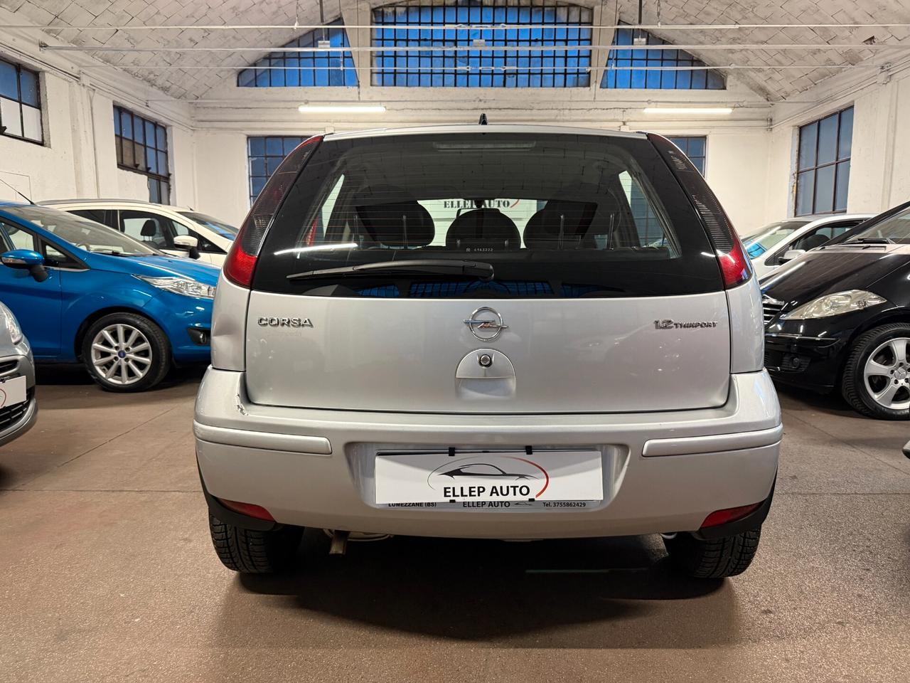 Opel Corsa 1.2i 16V cat 5 porte Club