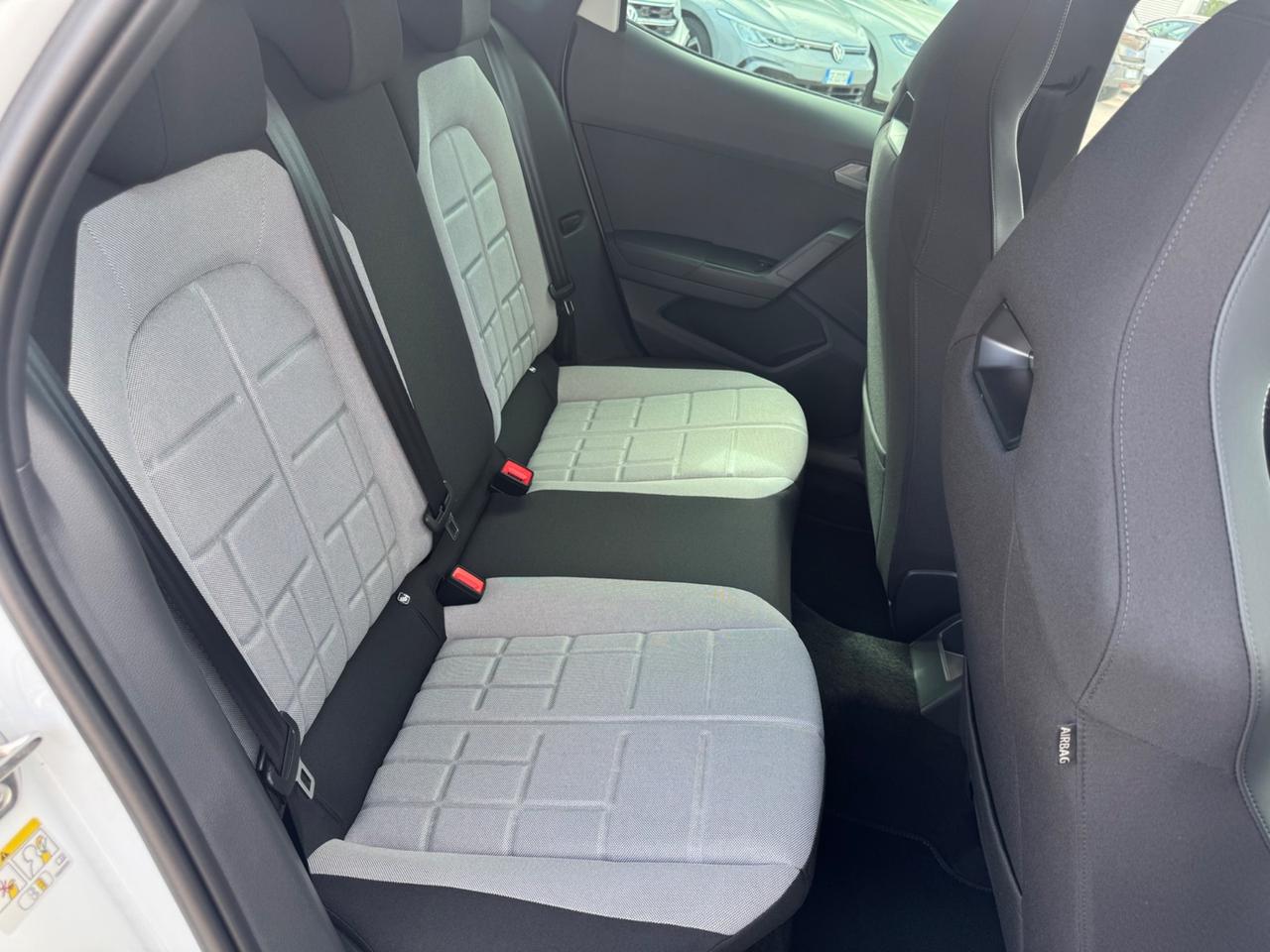 Seat Ibiza FR 2026 1.0 EcoTSI 115 CV 5 porte NEOPATENTATI