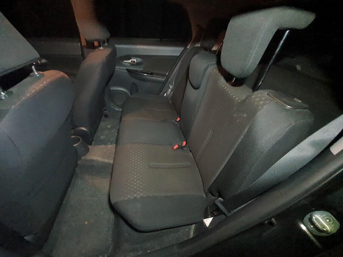 Toyota Urban Cruiser 1.4 D-4D 4WD Sol