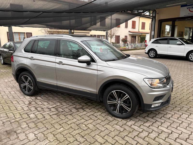 Volkswagen Tiguan 2.0 tdi Executive 4motion 150cv PANORAMA