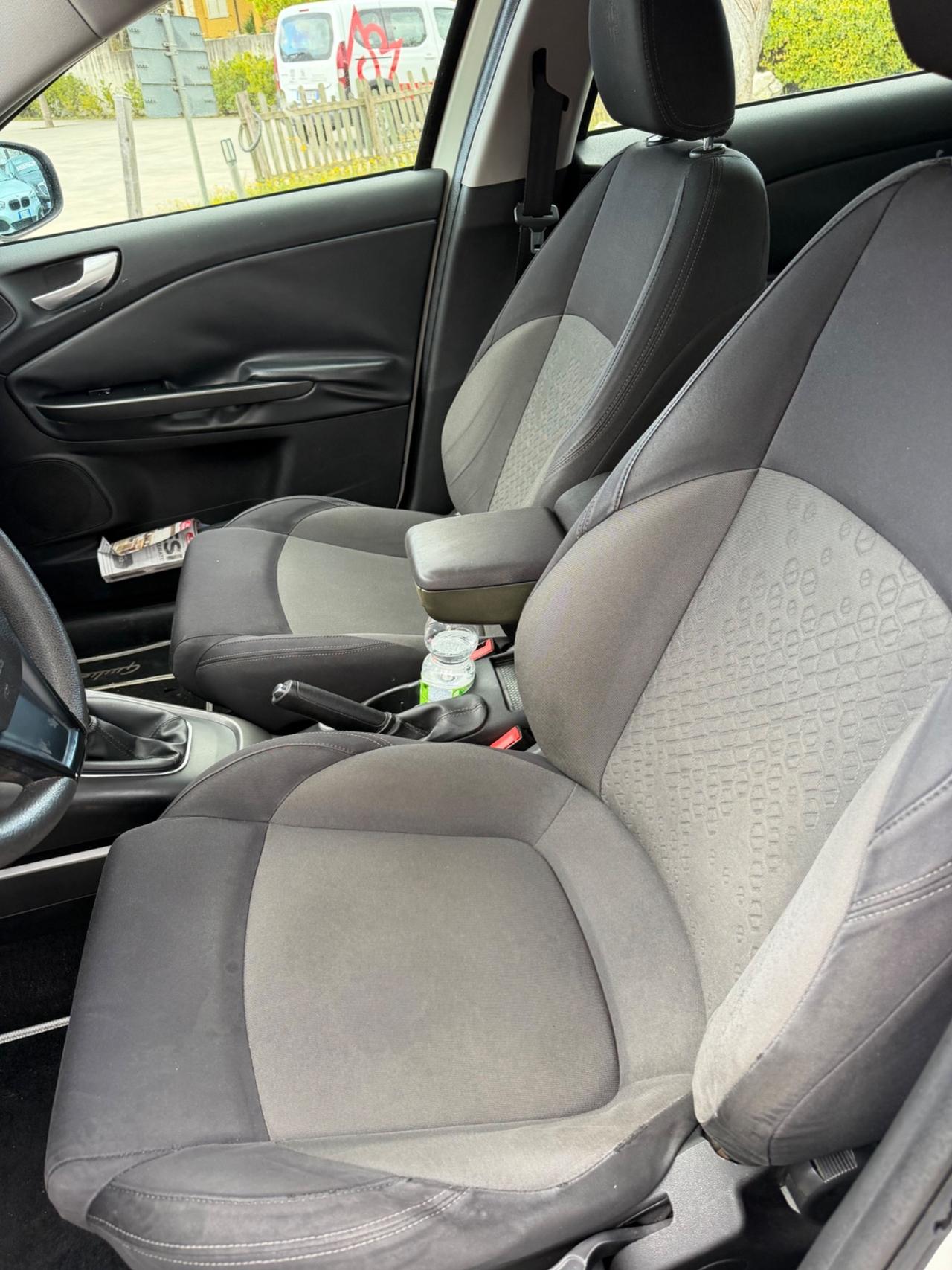 Alfa Romeo Giulietta 1.4 Turbo 120 CV GPL Distinctive