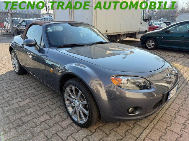 MAZDA MX-5 Roadster 2.0L 16V Wind