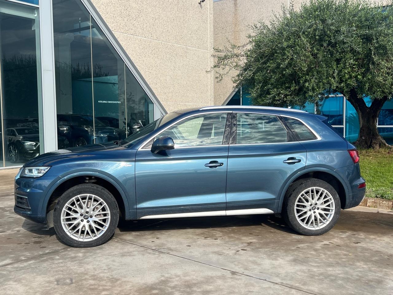 Audi Q5 2.0 TDI 190 CV quattro S tronic Business Sport