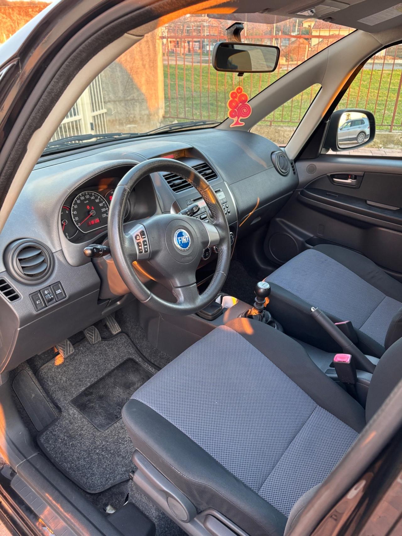 Fiat Sedici 1.9 MJT 4x4 Dynamic