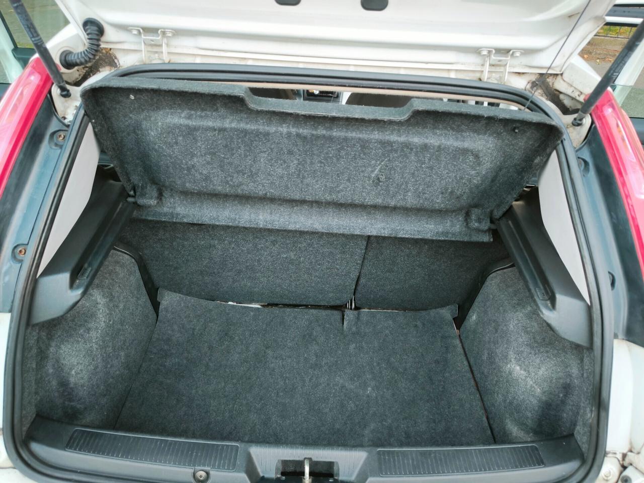 Fiat Grande Punto 1.3 MJT 75 CV 5 porte LEGGERE BENE