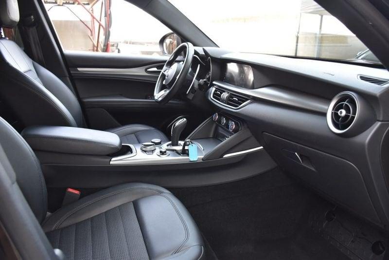 Alfa Romeo Stelvio 2.2 Turbodiesel 160 CV AT8 RWD Sprint